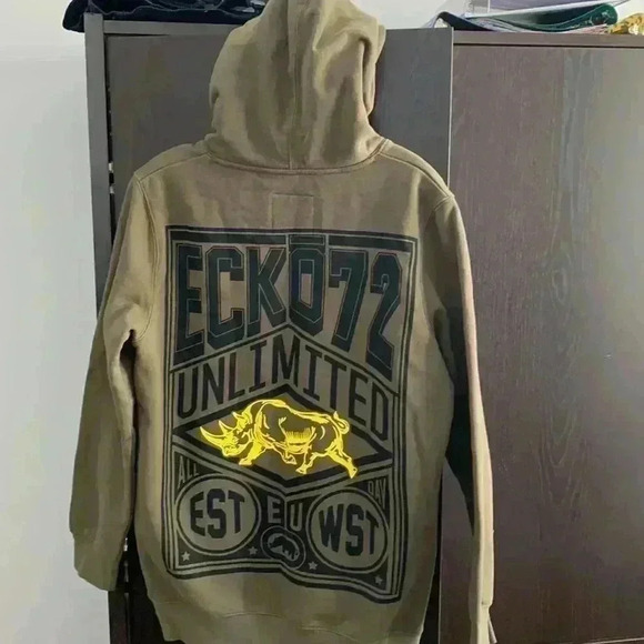 Ecko unlimited hoodie. It says large but more like a medium. Fall  season start - Picture 3 of 7